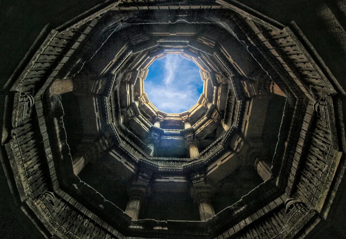 View looking upward through the octagonal shaft of Dada Harir Stepwell in Ahmedabad